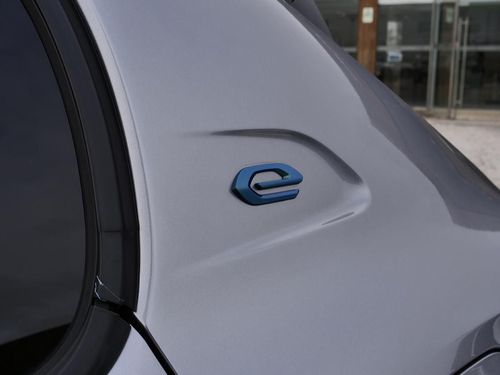 Peugeot e-208 - Photo 8