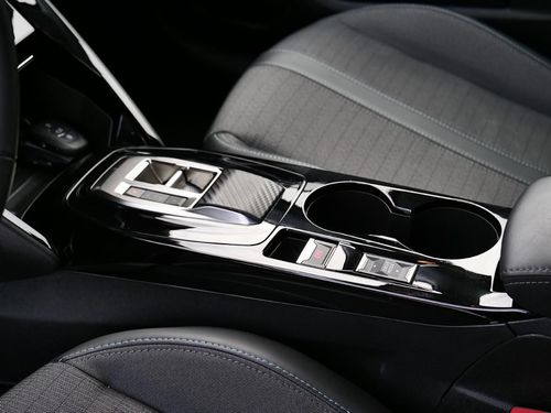 Peugeot e-208 - Photo 22