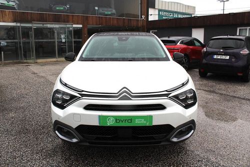 Citroen e-C4 X - Photo 4