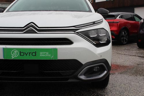 Citroen e-C4 X - Photo 6