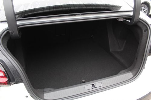 Citroen e-C4 X - Photo 15