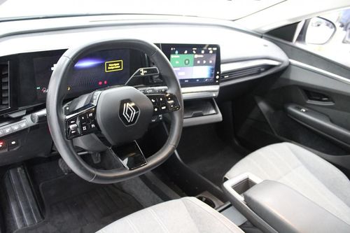 Renault Mégane E-Tech - Photo 11