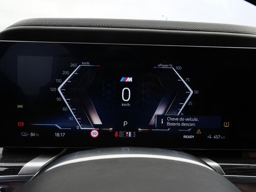 BMW i7 - Photo 27