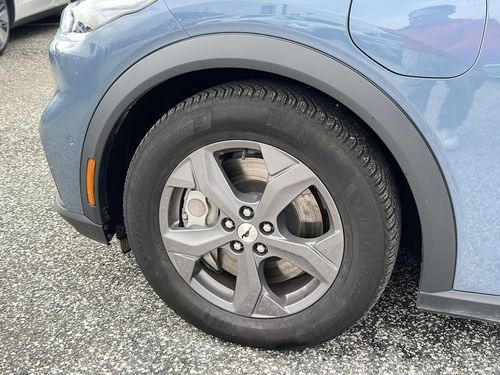 Ford Mustang Mach-E - Photo 8