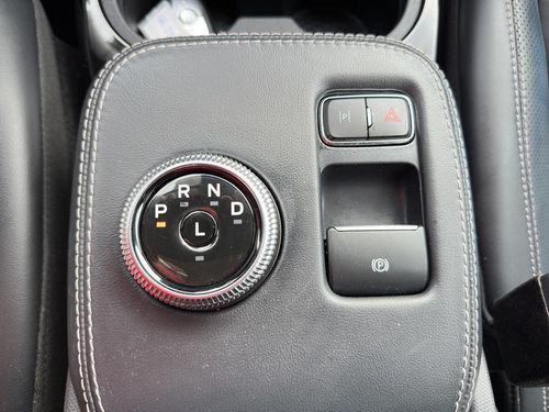 Ford Mustang Mach-E - Photo 48