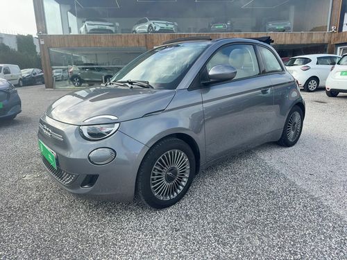 Fiat 500e - Photo 2