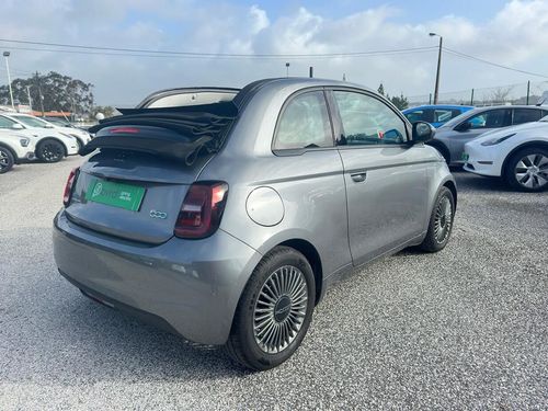 Fiat 500e - Photo 13