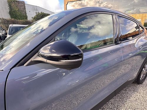 Ford Mustang Mach-E - Photo 8