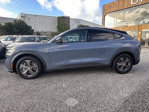 Ford Mustang Mach-E - Photo 10