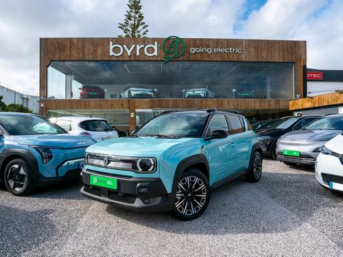 Renault 4 E-Tech - Photo 1