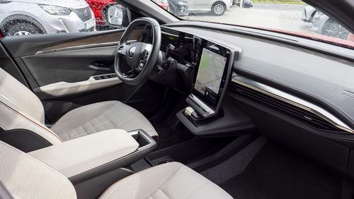 Renault Mégane E-Tech - Photo 16