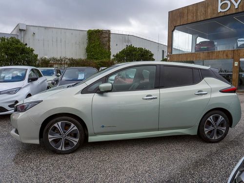 Nissan Leaf - Photo 8