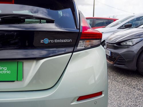 Nissan Leaf - Photo 11