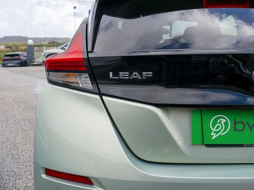 Nissan Leaf - Photo 12