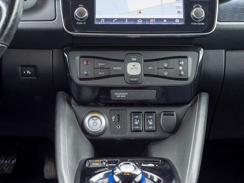 Nissan Leaf - Photo 28