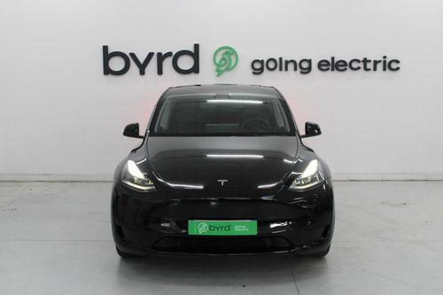 Tesla Model Y - Photo 2