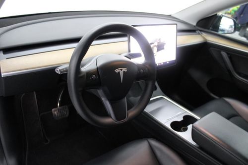 Tesla Model Y - Photo 11