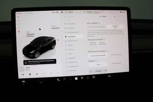 Tesla Model Y - Photo 21