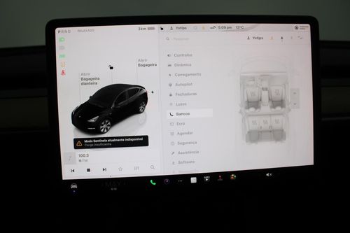 Tesla Model Y - Photo 24