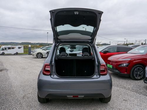 Fiat 500e - Photo 14