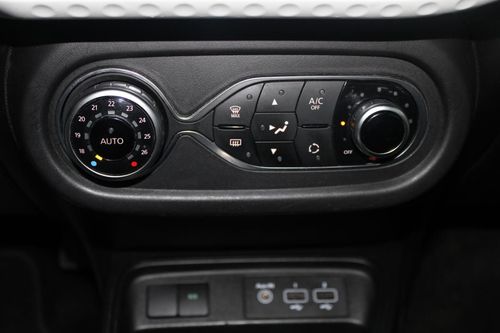 Renault Twingo - Photo 19