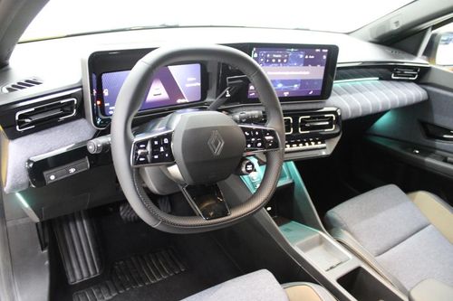 Renault 5 E-Tech - Photo 11