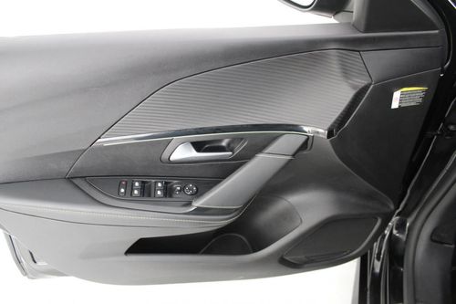 Peugeot e-208 - Photo 9