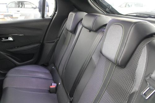 Peugeot e-208 - Photo 13