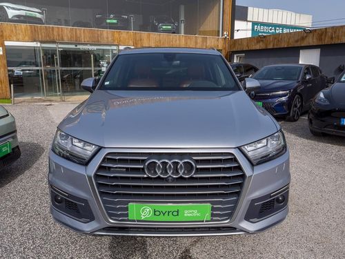 Audi Q7 - Photo 4