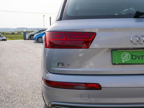Audi Q7 - Photo 13