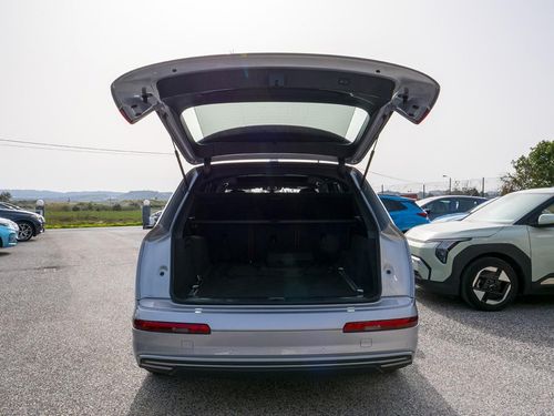 Audi Q7 - Photo 15