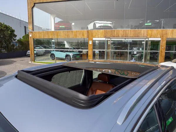Audi Q7 - Photo 22