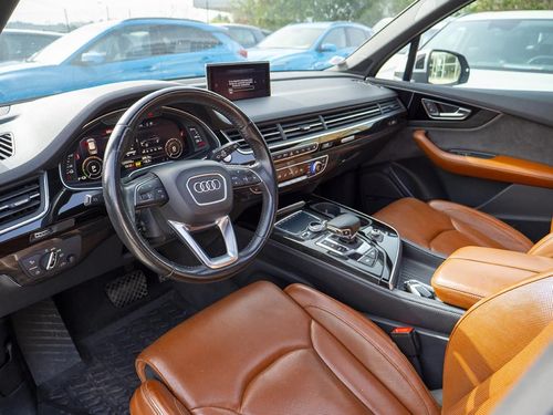 Audi Q7 - Photo 24