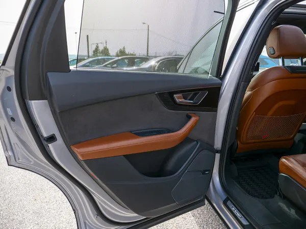 Audi Q7 - Photo 27