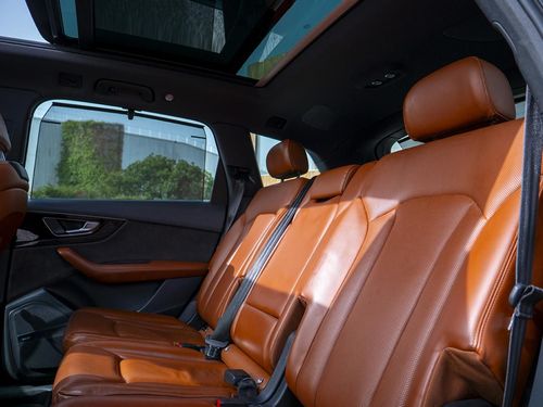 Audi Q7 - Photo 29