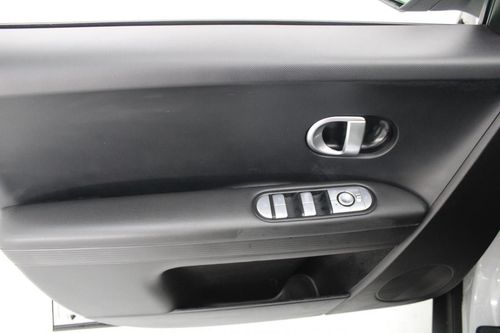 Hyundai Ioniq 5 - Photo 8