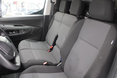 Peugeot Partner - Photo 11