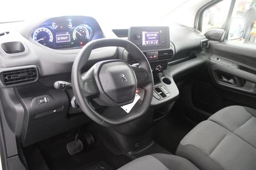 Peugeot Partner - Photo 12