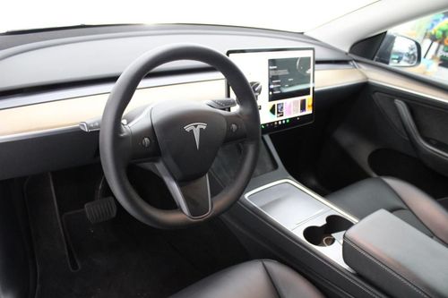 Tesla Model Y - Photo 11