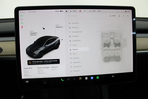 Tesla Model Y - Photo 23