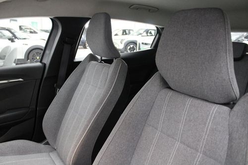 Renault Mégane E-Tech - Photo 10