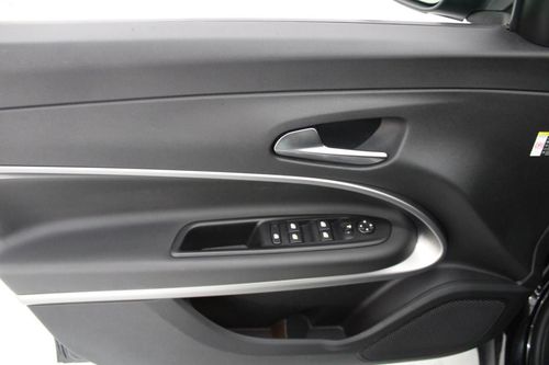 Jeep Avenger - Photo 9