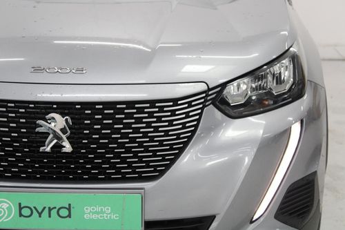 Peugeot e-2008 - Photo 4