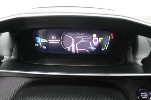 Peugeot e-2008 - Photo 14