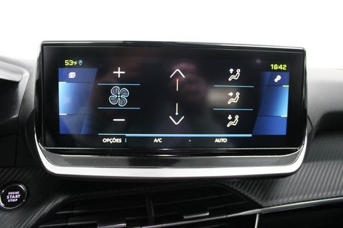 Peugeot e-2008 - Photo 25