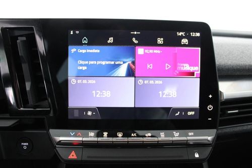 Renault Mégane E-Tech - Photo 22