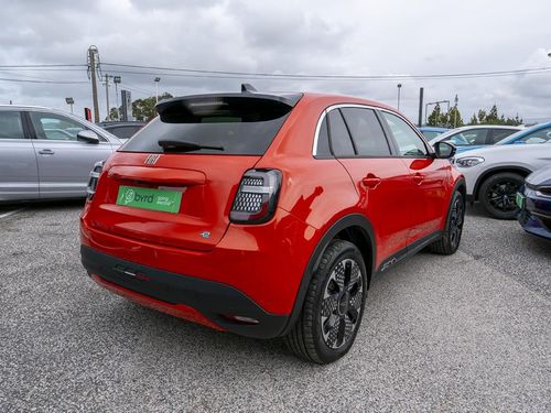 Fiat 600e - Photo 16