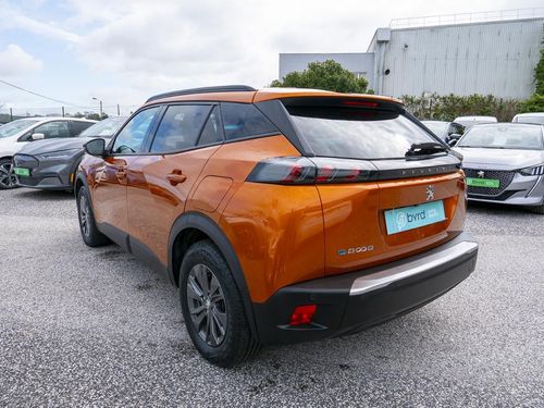 Peugeot e-2008 - Photo 11