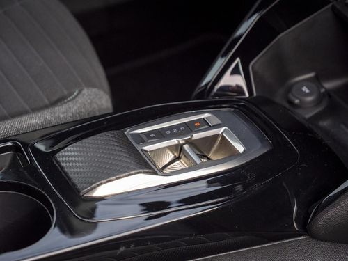 Peugeot e-2008 - Photo 20