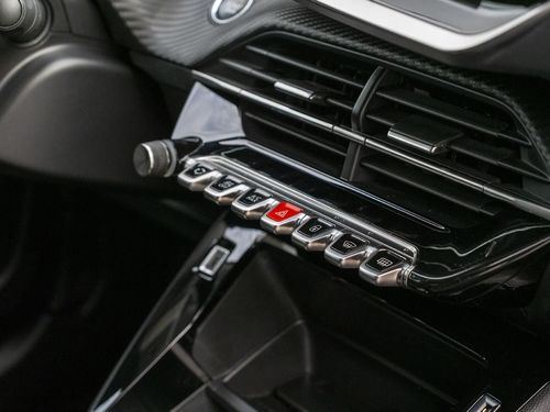 Peugeot e-2008 - Photo 22